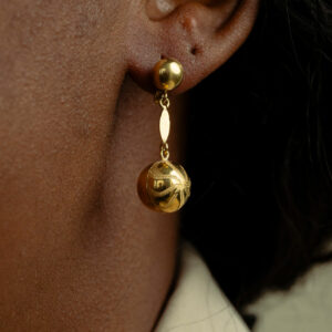 Boucles d'Oreilles Pendantes Boules Décor Étoilé Or 18K