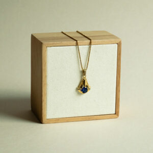 Alternative view of Pendentif Topaze Bleu Art Déco Or jaune 18K